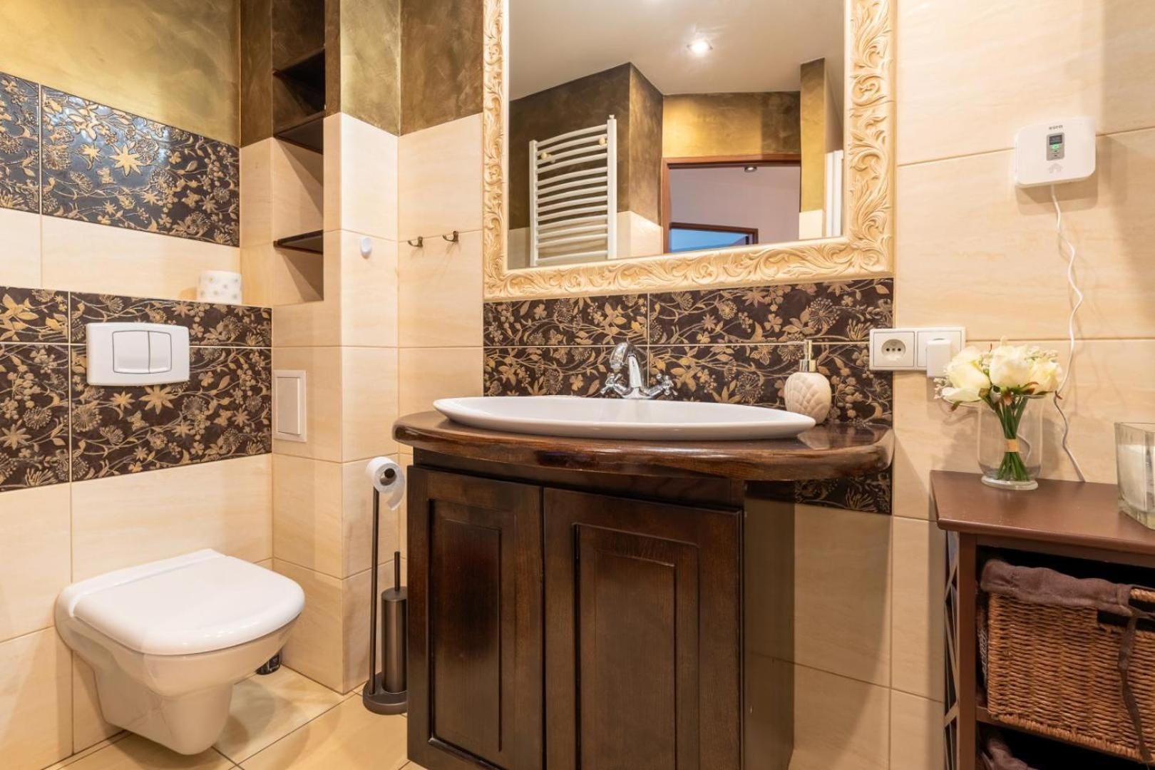 Apartament Ratuszlove - 2 Osobne Sypialnie, Z Widokiem Na Ratusz - By Spaceapart เยเลเนียกูรา ภายนอก รูปภาพ