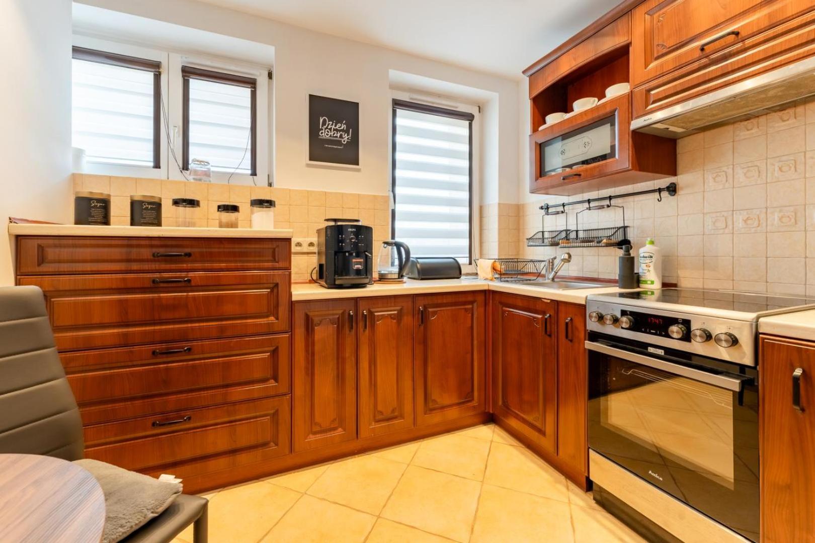 Apartament Ratuszlove - 2 Osobne Sypialnie, Z Widokiem Na Ratusz - By Spaceapart เยเลเนียกูรา ภายนอก รูปภาพ